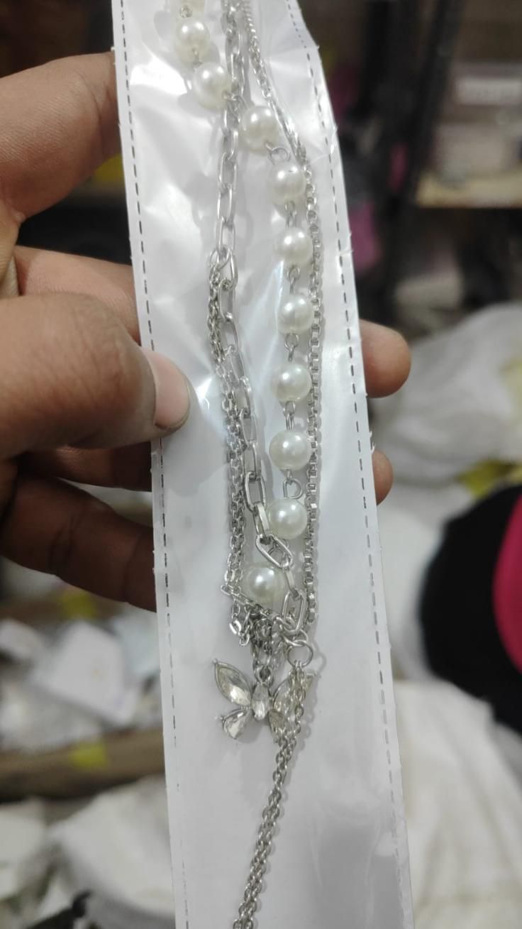 Women's Stylish Butterfly Rhinestone Pearl Necklace